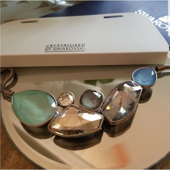 AUTHENTIC Swarovski Crystallized Green & Blue Multicolor Collar Necklace NWT - Picture 6 of 10